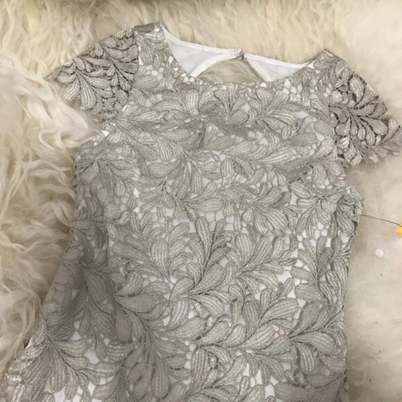 Alice + Olivia Clover Lace Dress - Picture 3 of 8